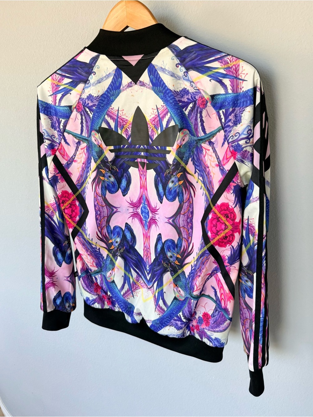 RARE Adidas Originals x The FARM Company Pink Floral Bird Track Jacket M - Picture 6 of 15